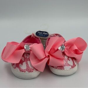 First Steps Pink Leopard Crib Shoes Size 1 (0-3 months) Big Bow Heart Gem New
